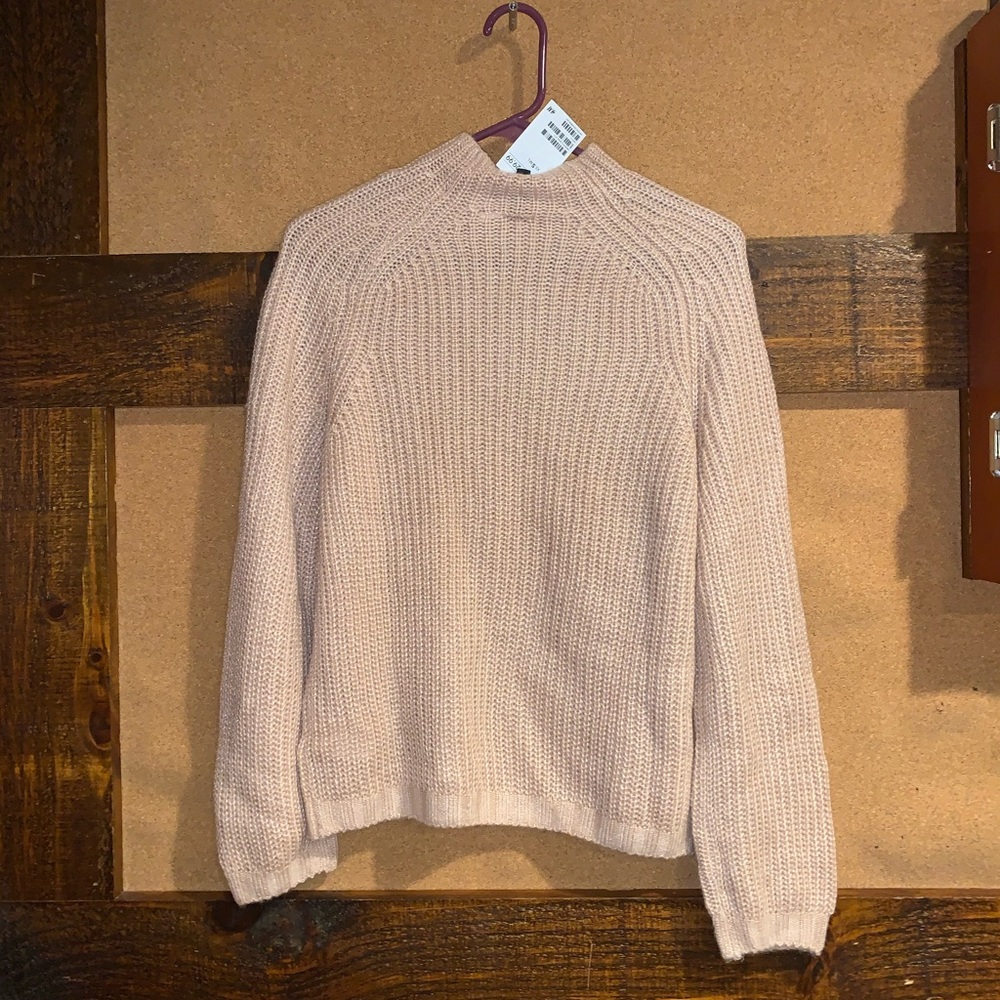 H&M Sweater - Picture 2 of 2